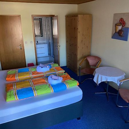 Motel Zur Festwiese Gierstadt Екстер'єр фото