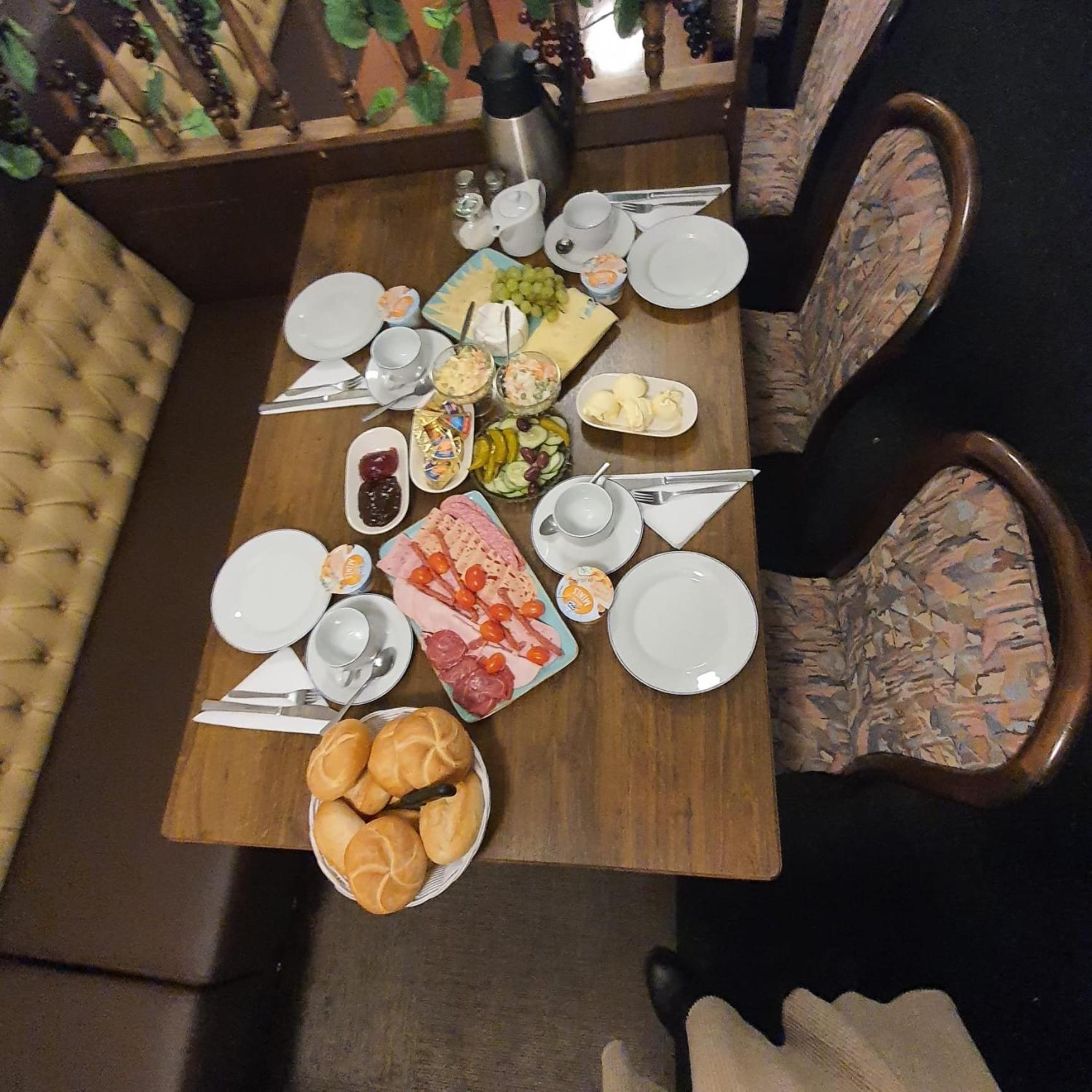 Motel Zur Festwiese Gierstadt Екстер'єр фото