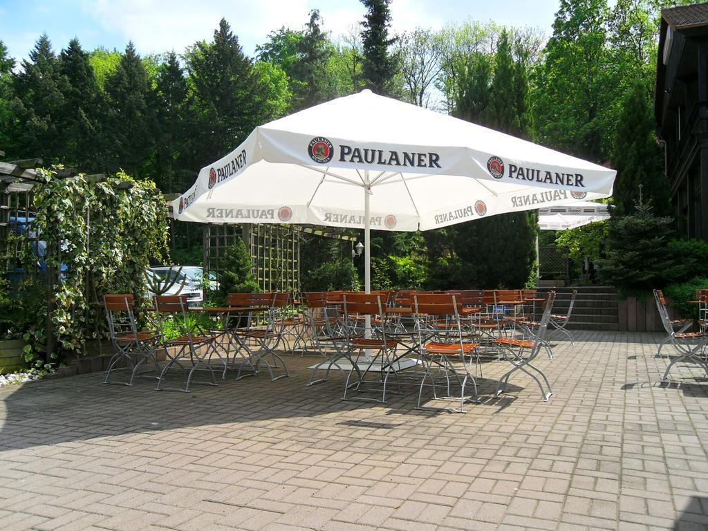 Motel Zur Festwiese Gierstadt Екстер'єр фото